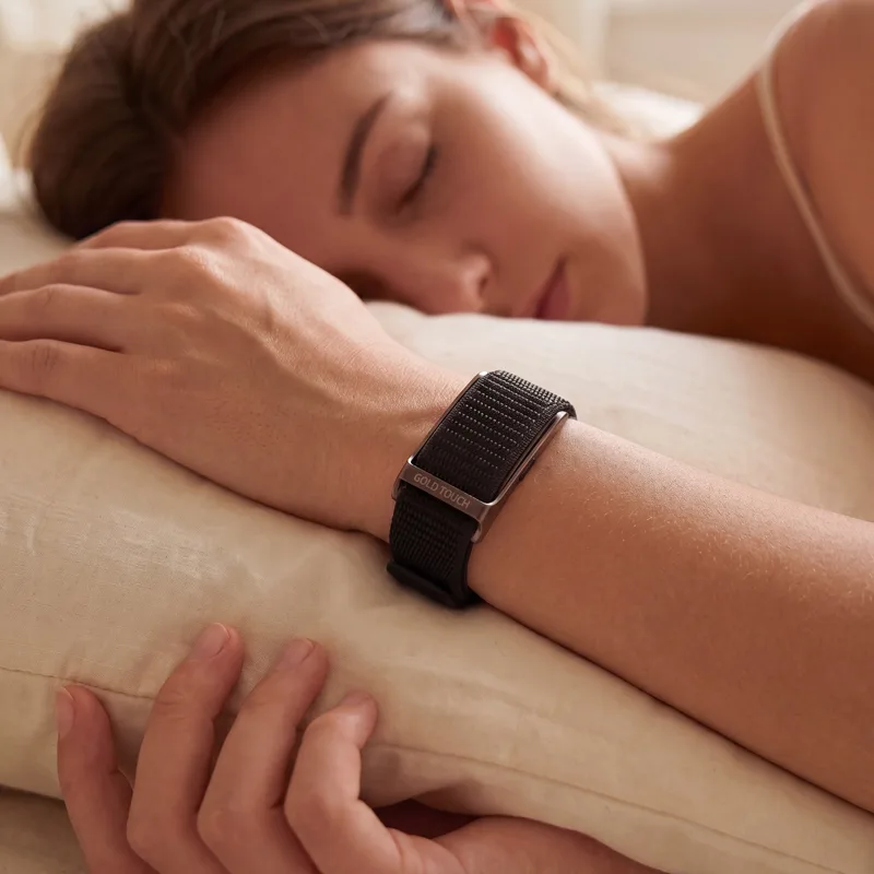 Screenless Fit band – Gold Touch Vitals - Image 3